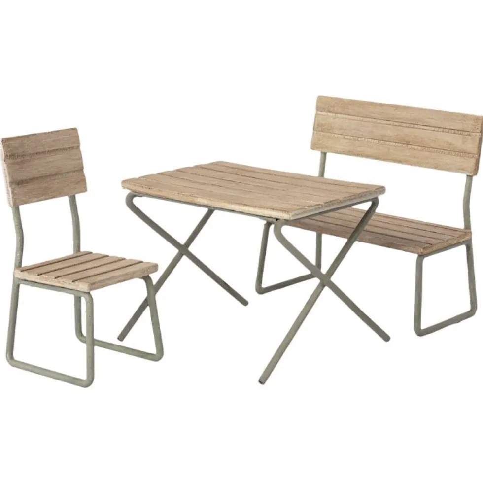 Havebord Med Bænk Og Stole Til Kanin (str 2)