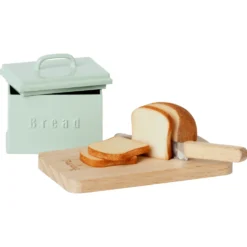 Miniature Brødboks Med Skærebræt Og Kniv