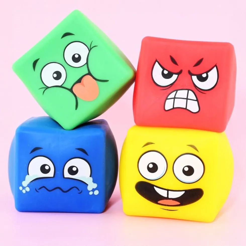 Squeeze Cube med Ansigt asst. farver